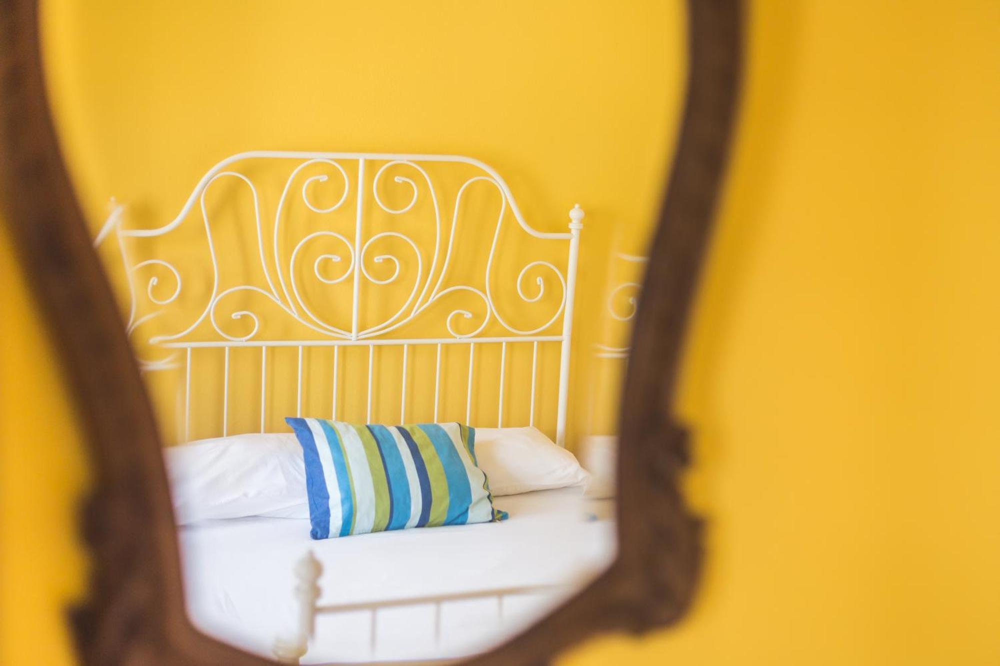 Ericeira Chill Hill Hostel & Private Rooms - Peach Garden Chambre photo