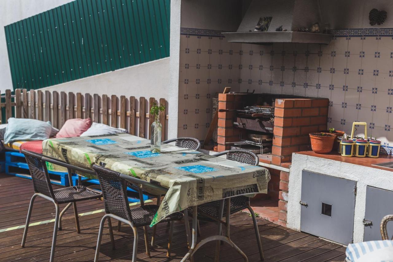 Ericeira Chill Hill Hostel & Private Rooms - Peach Garden Extérieur photo